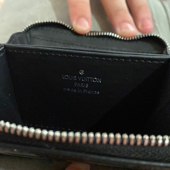 LV wallet / great condition / better price than what your going to get it for… - Picture 3 of 4